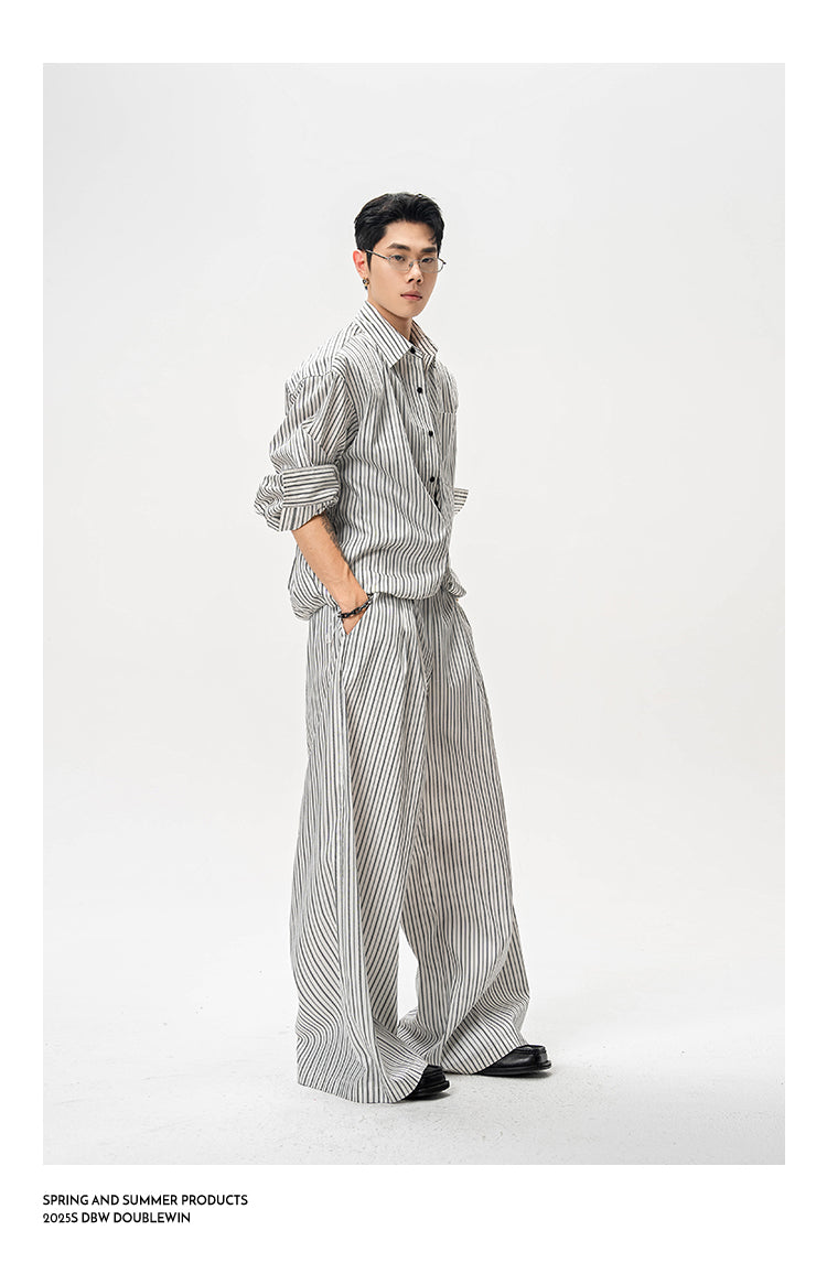 Striped shirt with adjustable hem