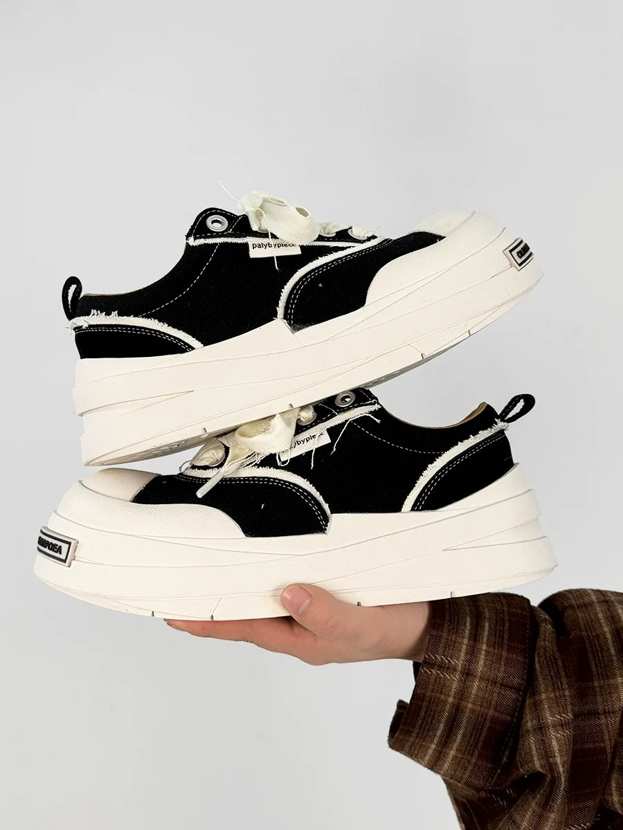 Chunky Sole Height Increase Large Toe Canvas Sneakers