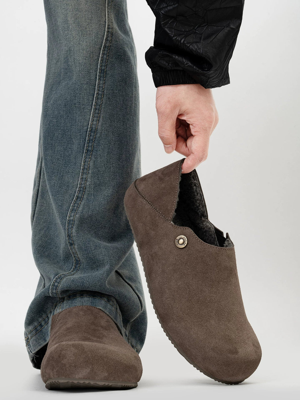 Minimalist Haven Fleece Clogs
