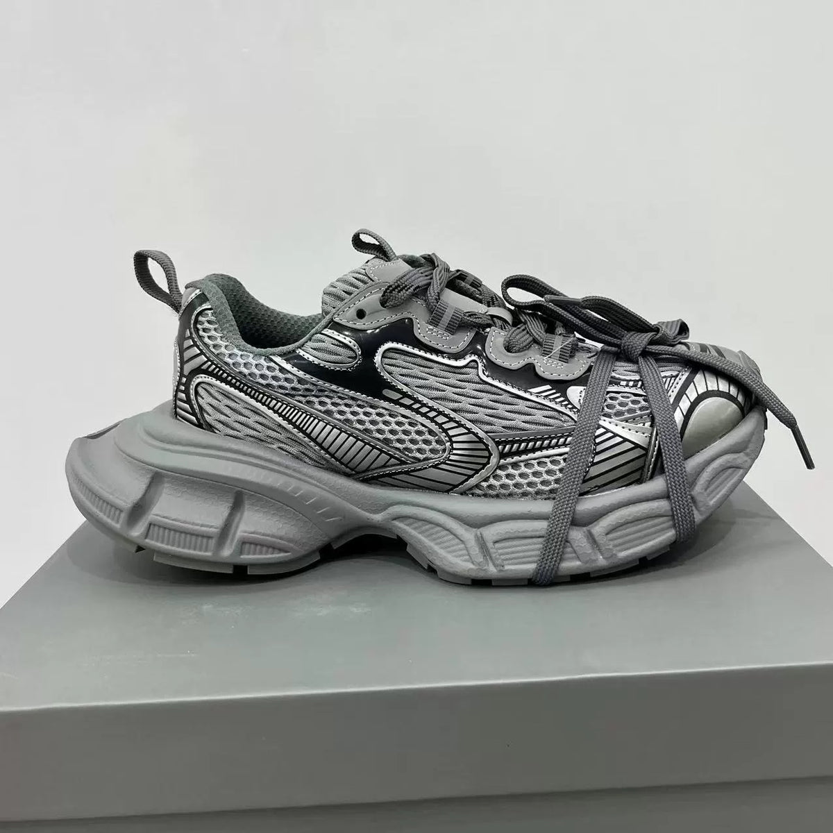 Mesh Thick Sole Sporty Sneakers