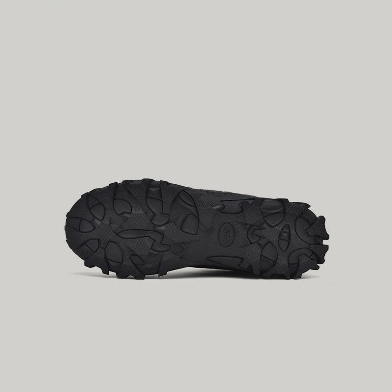 Outdoor Non-Slip Lace-Up Sneakers