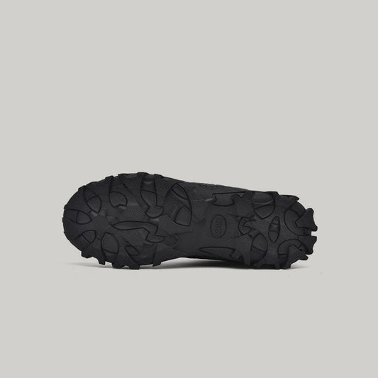 Outdoor Non-Slip Lace-Up Sneakers