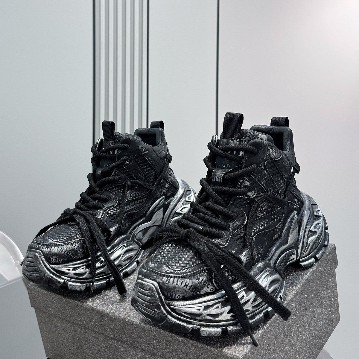 Embroidery Rope Lace Sneaker Boots