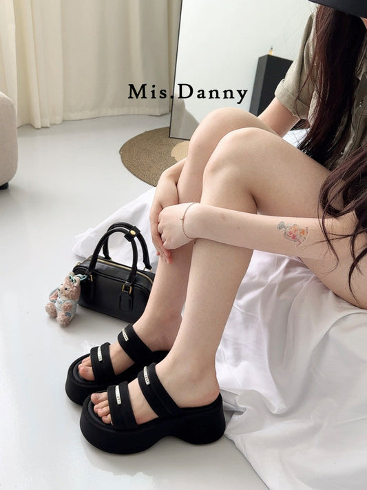 Metal Buckle Platform Thick Sole Sandals