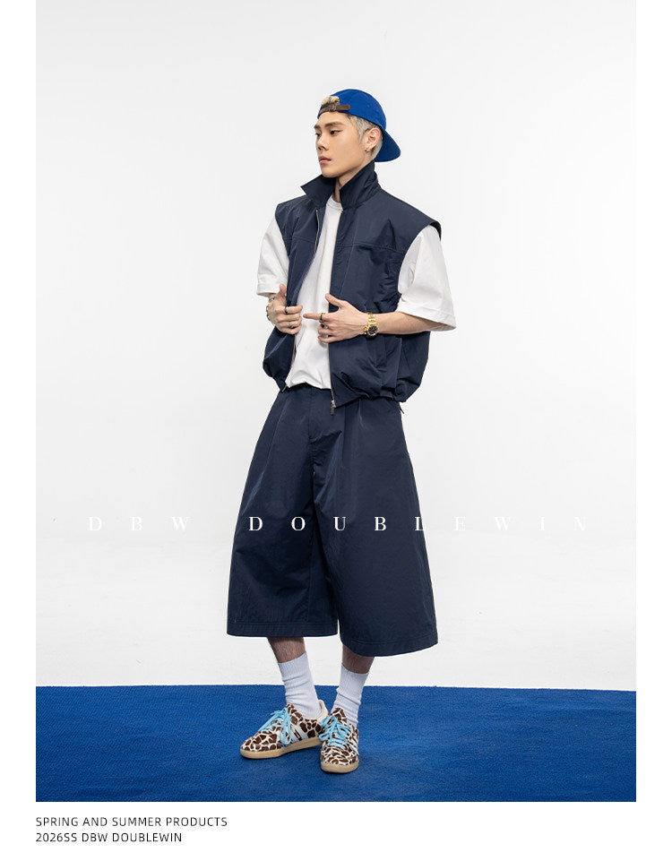 Versatile Wide-Zip Vest