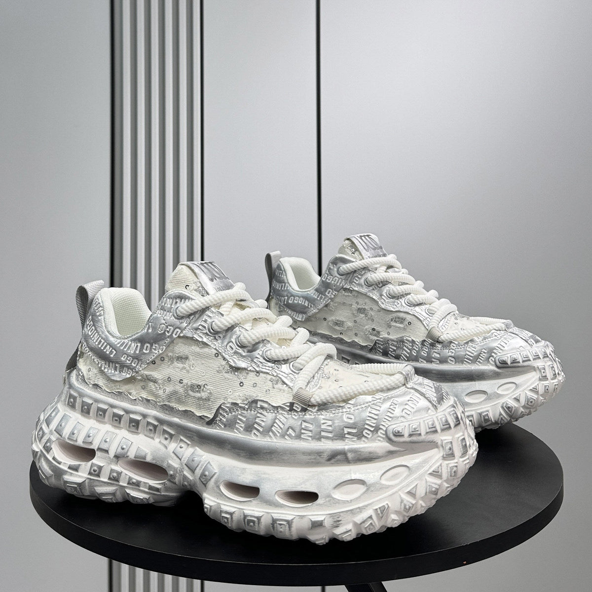 Denim Embroidery Air Sole Chunky Sole Sneakers WN24693