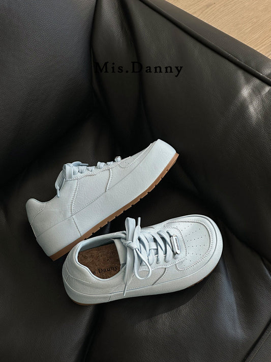 Lace-Up Casual Sneakers