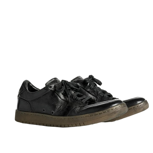 Vintage Black Leather Low-Top Sneakers