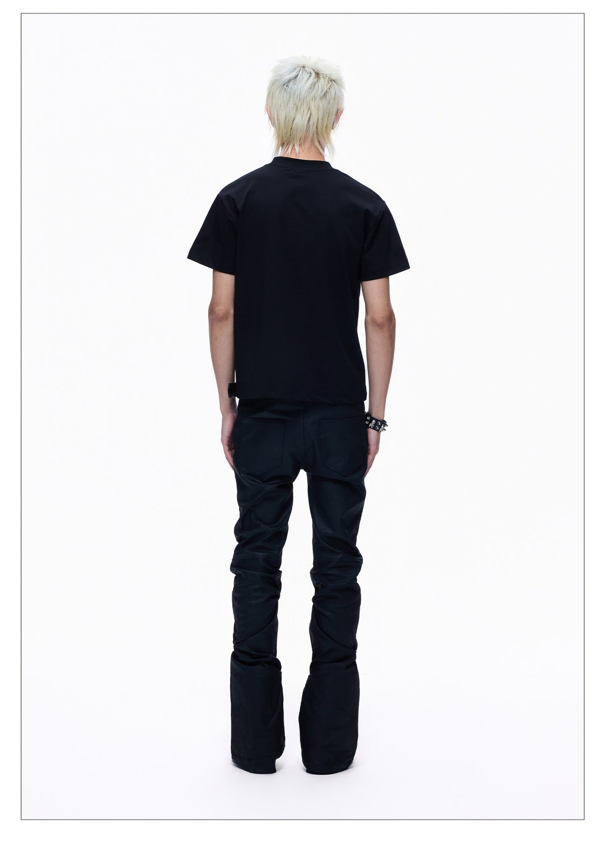 Short-sleeve Crewneck T-shirt