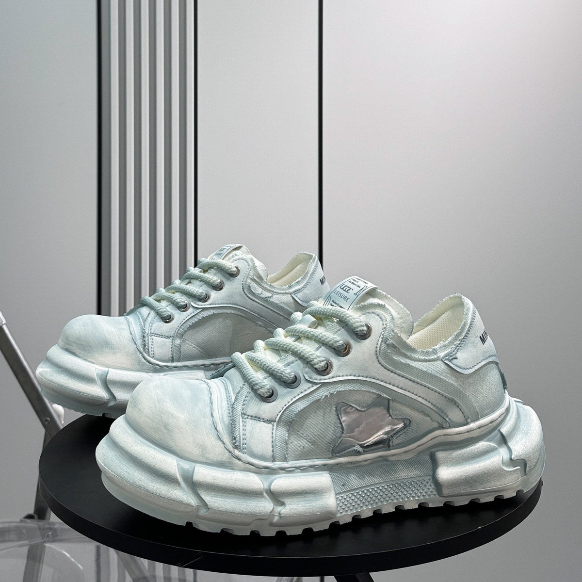 Round Toe Breathable Platform Height Increase Sneakers