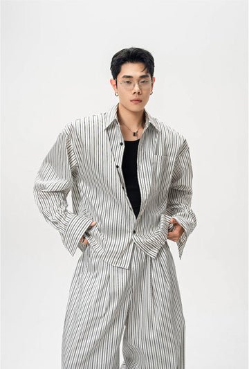 Striped shirt with adjustable hem