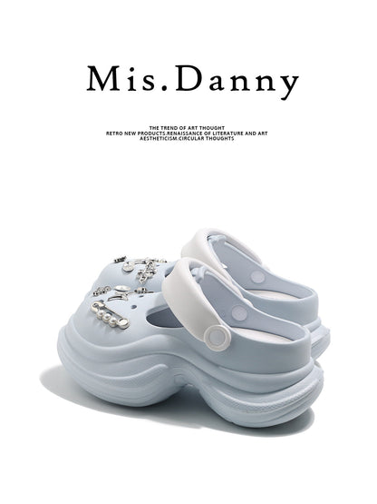 Closed-Toe Hollow Platform Shoes