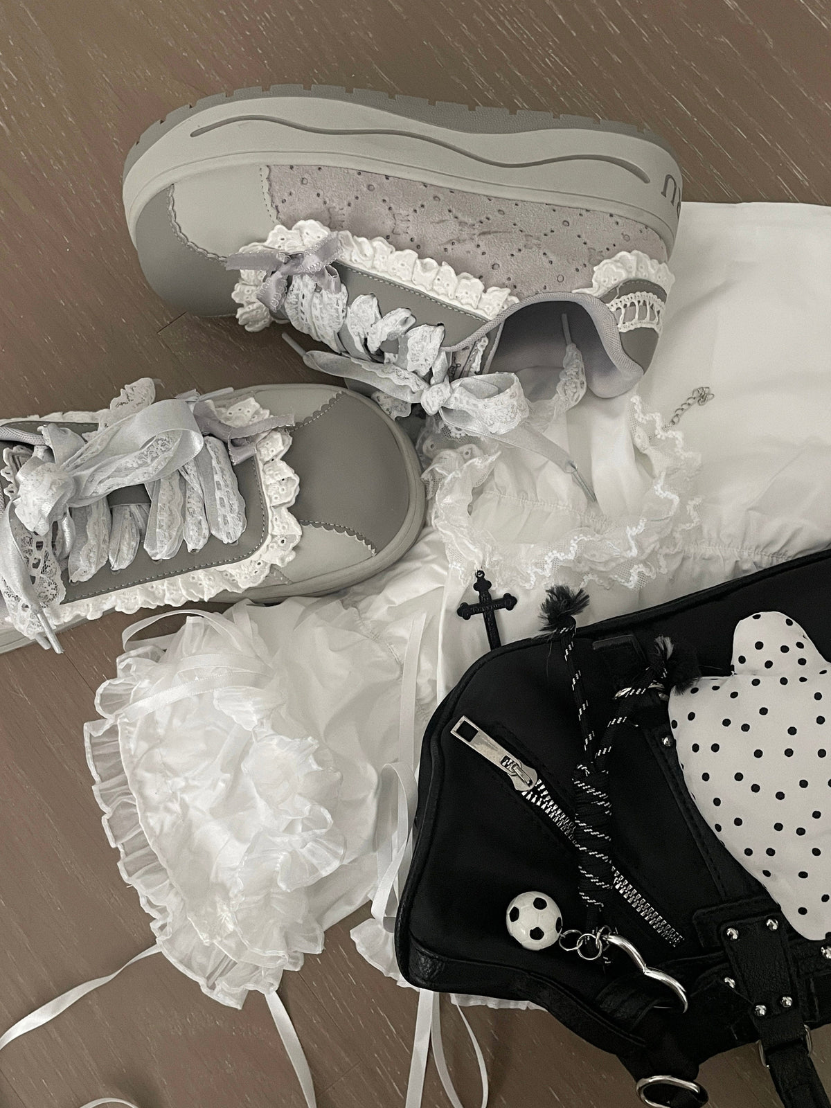 Lace Trim Platform Shoes