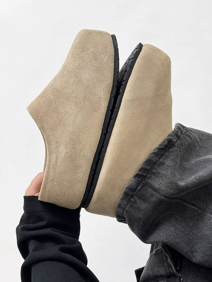 Large Toe Design Slip-On Suede Shoes