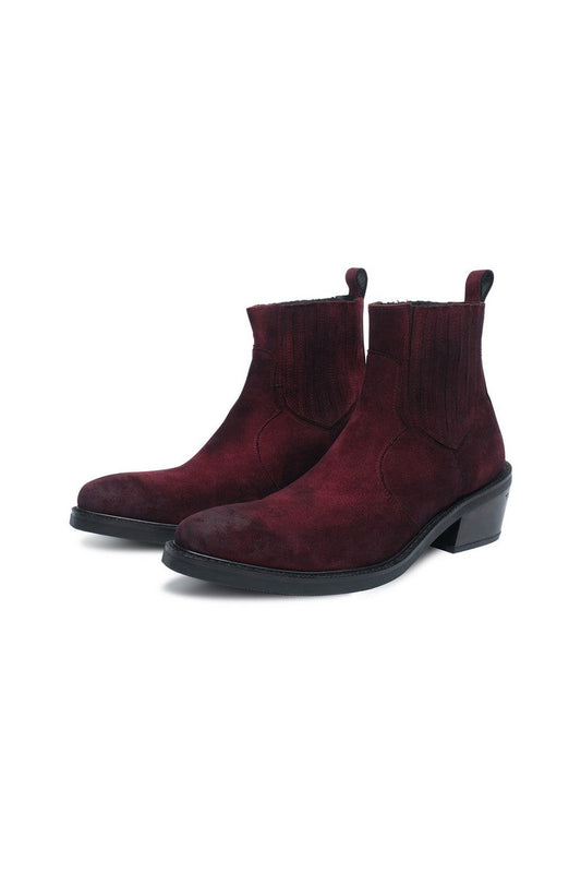 Calfskin Pointed Chelsea Boots