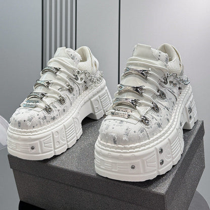 Chain Studs Damage Platform Sneakers WN24643