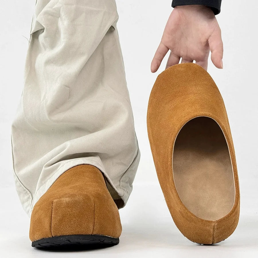 Large Toe Design Slip-On Suede Shoes