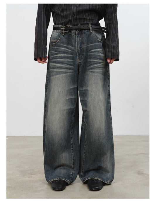 Distressed Washed Jeans
