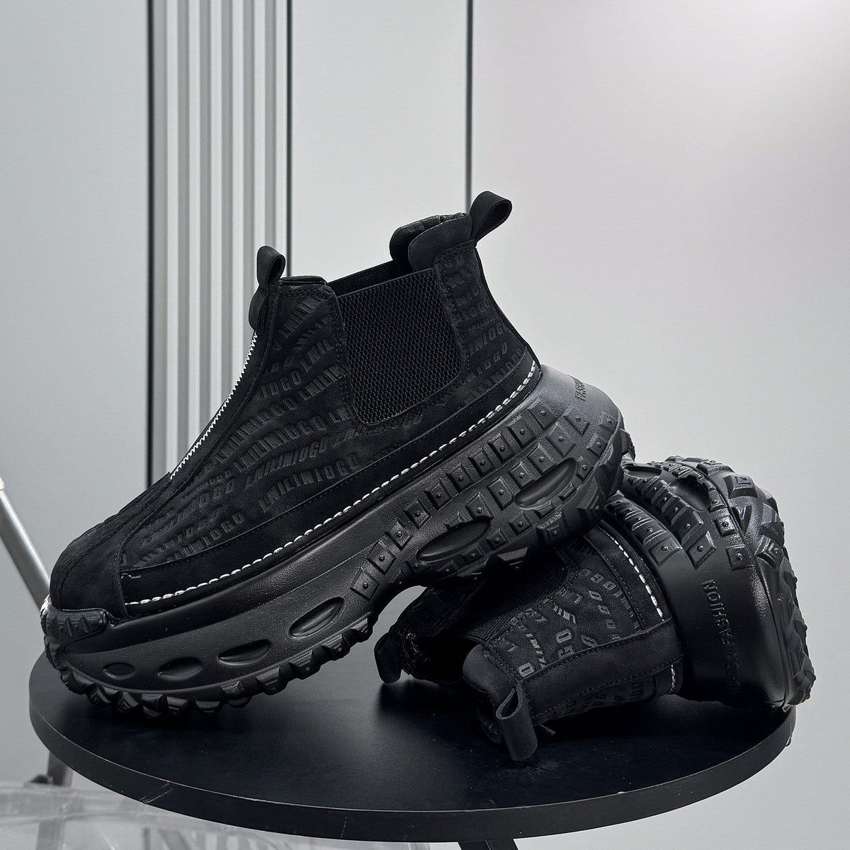 Embroidery Side Gore Chunky Sole Sneakers
