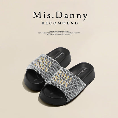 Mesh Strap Sporty Sandals