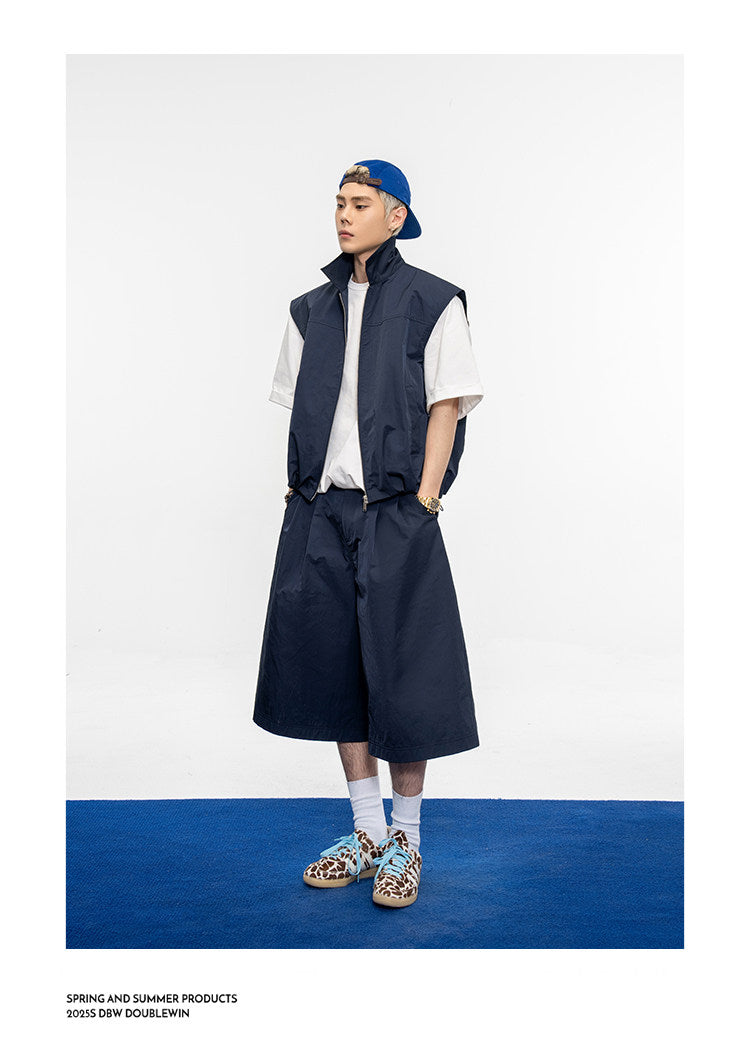 Versatile Wide-Zip Vest