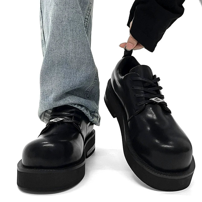 Round-Toe Leather Platform Sneakers