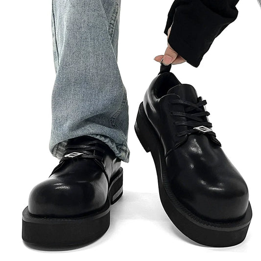 Round-Toe Leather Platform Sneakers