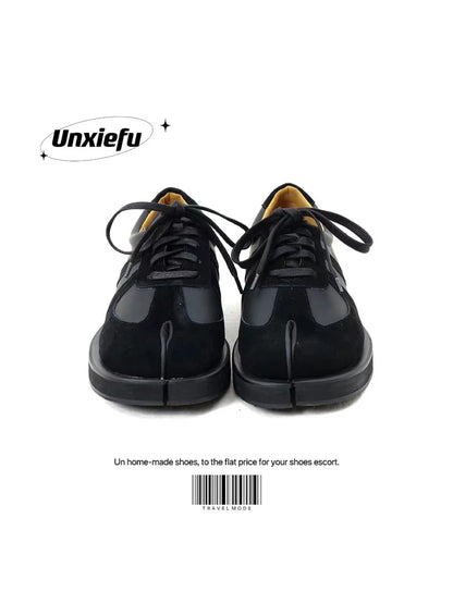 Leather Tabi Sneakers