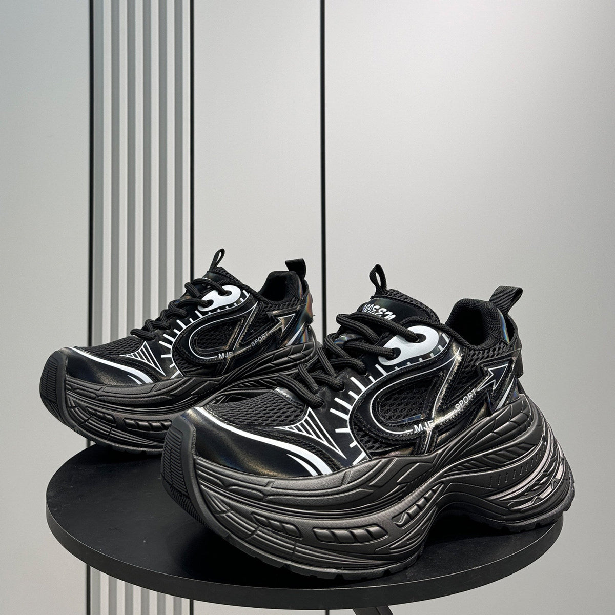 Mesh Thick Sole Sporty Sneakers