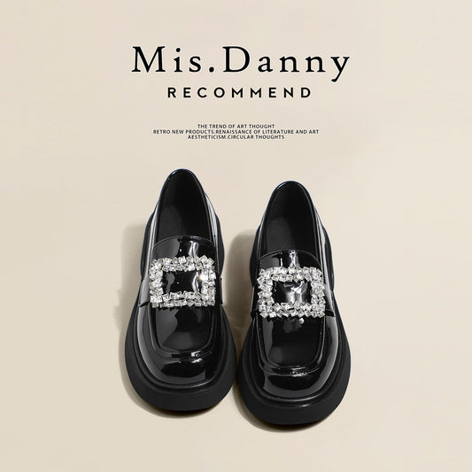 Round-Toe Platform PU Leather Loafers