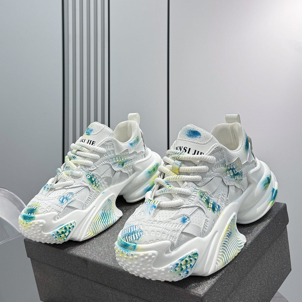 Graffiti Print Air Sole Chunky Sole Sneakers