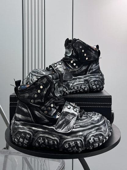 Damage Strap Buckle Platform Sneaker Boots WN24581