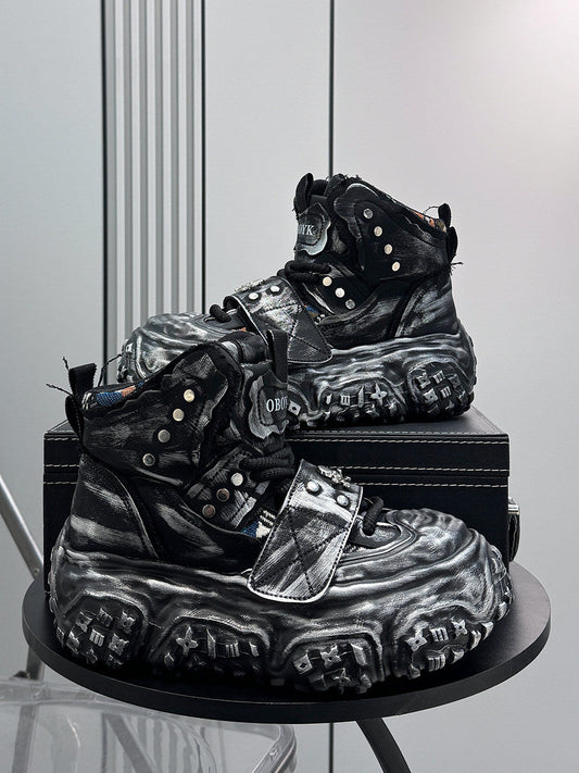 Damage Strap Buckle Platform Sneaker Boots WN24581