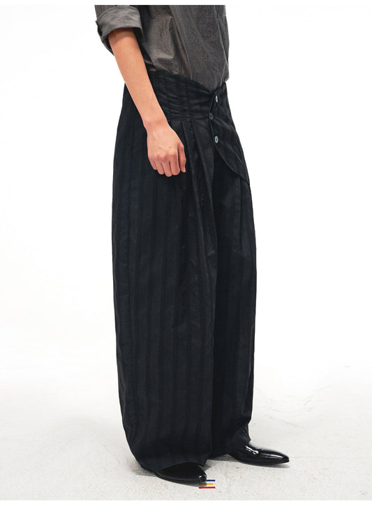 Casual Pants with Curved Side Panels