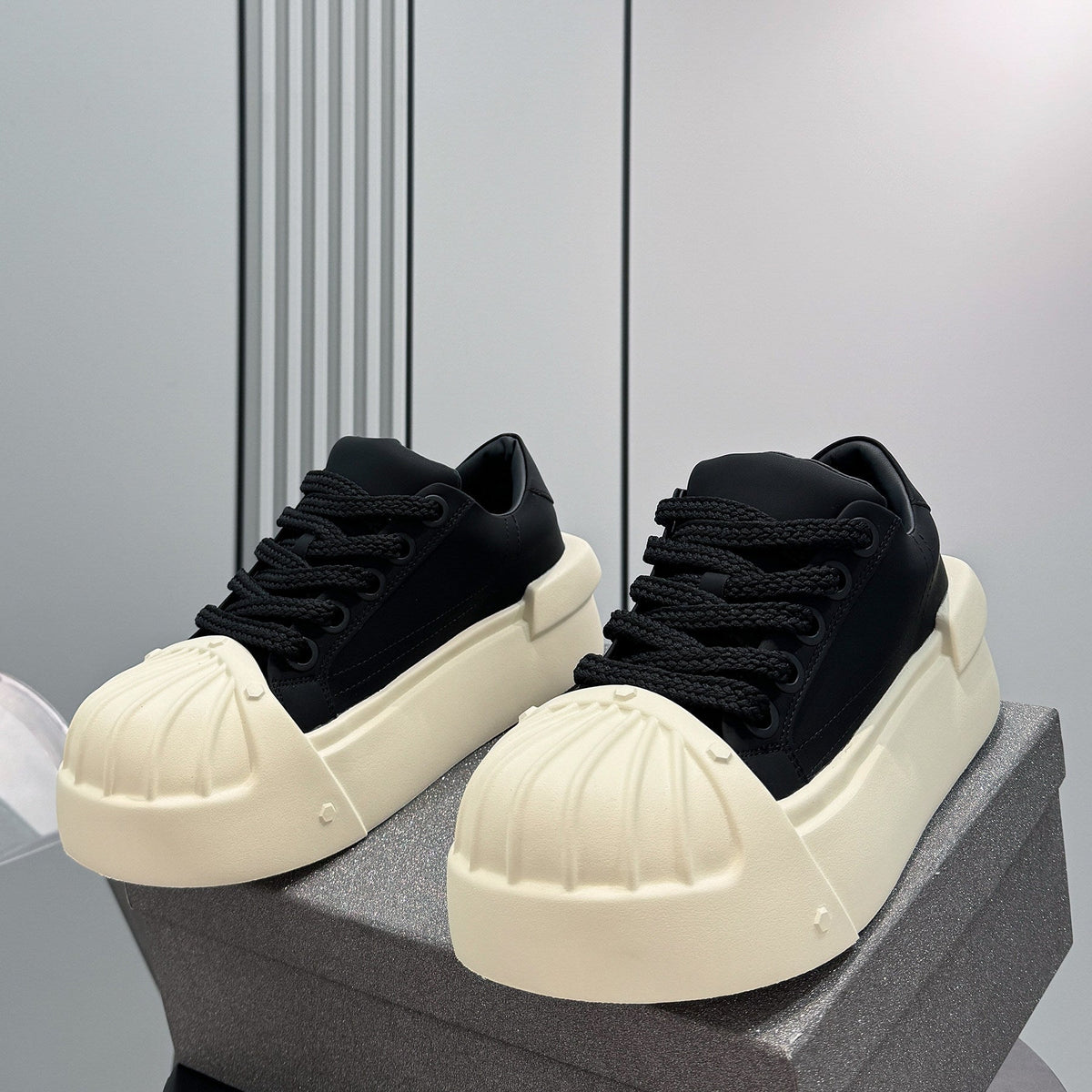 Shell Toe Platform Thick Sole Sneakers