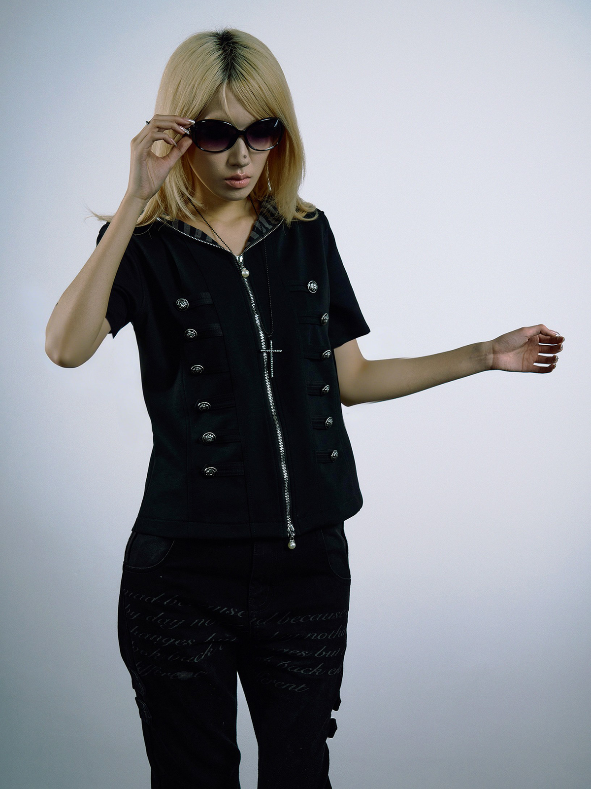 PAIKI Napoleon Button Hooded Short-Sleeve Jacket