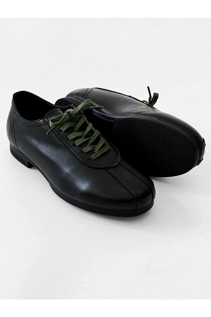 Black Split-Toe Derby Shoes with Green Laces
