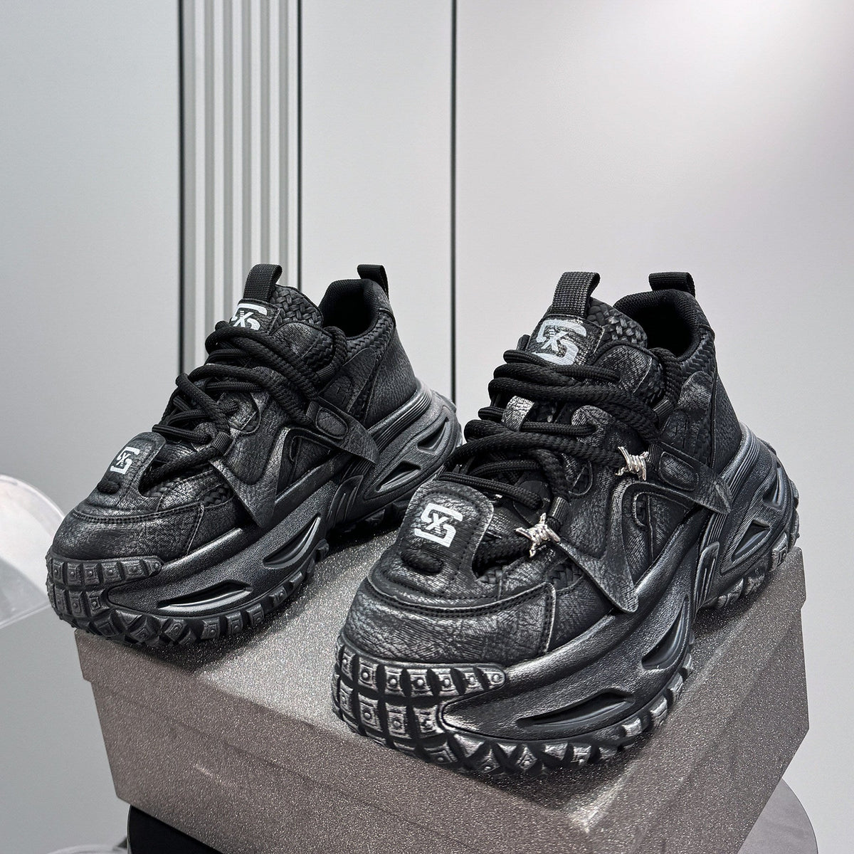 Embroidery Rope Lace Chunky Sole Sneakers