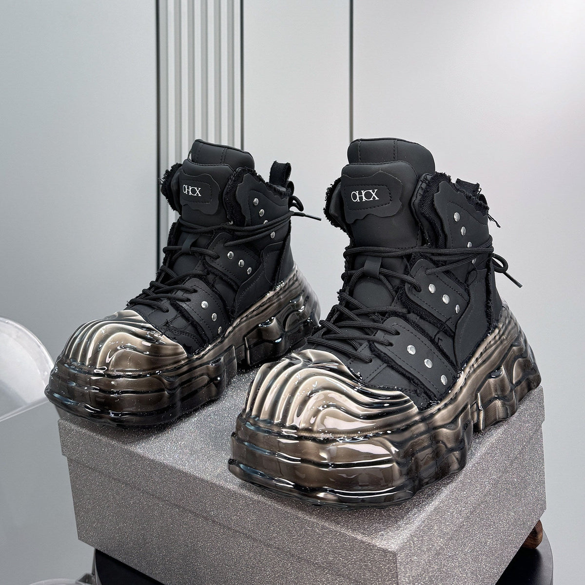 Thick-Sole Height-Increasing Shell-Toe Sneaker Boots