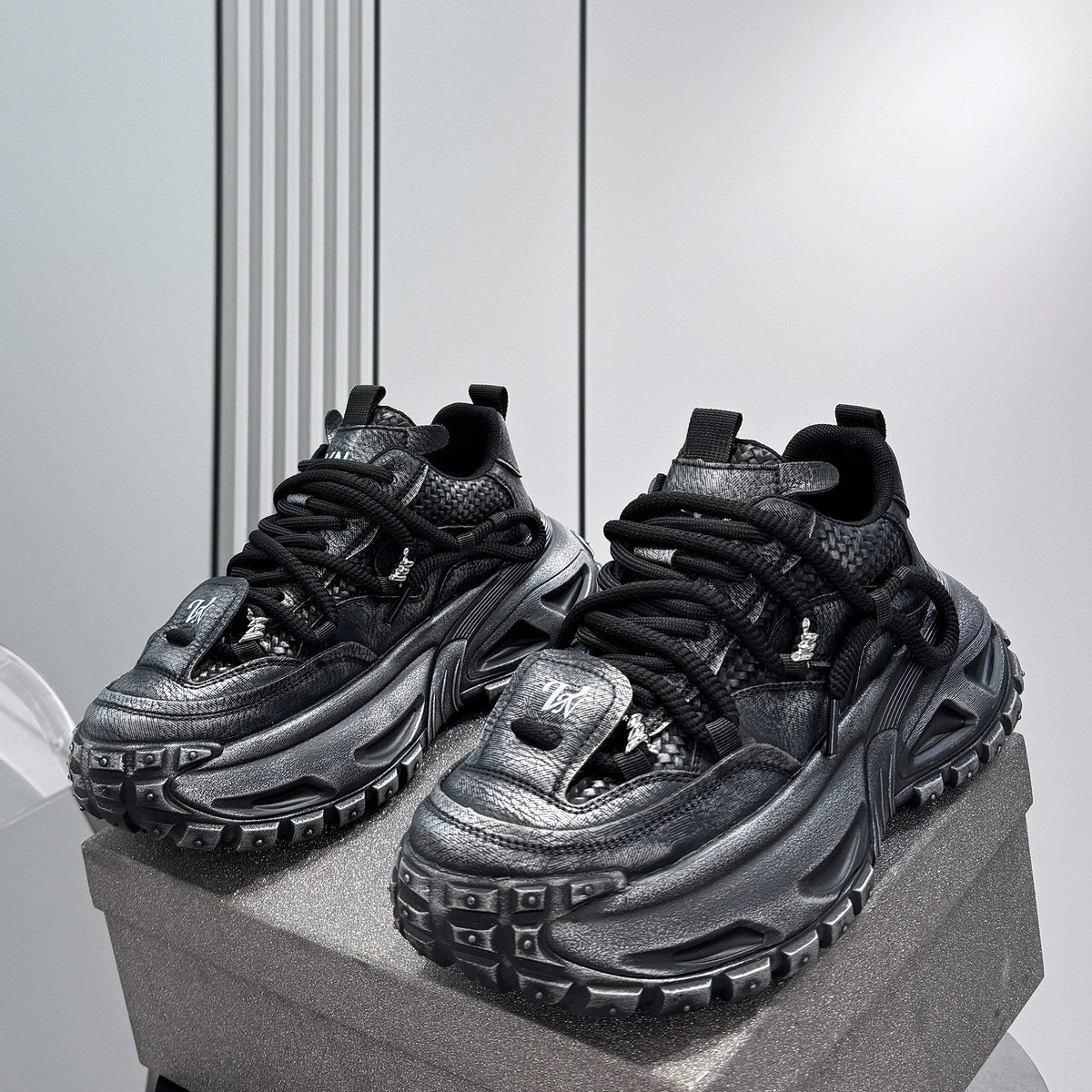 Charm Rope Thick Sole Sneakers WN24762