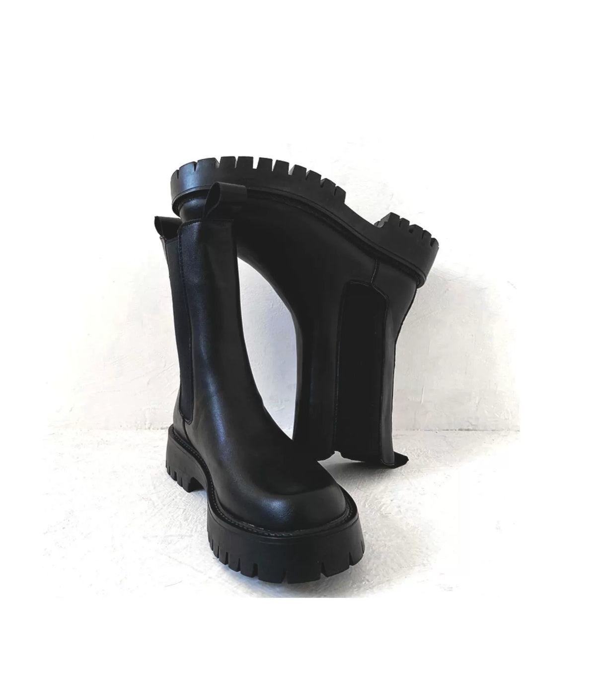 Chunky Sole Black Chelsea Boots