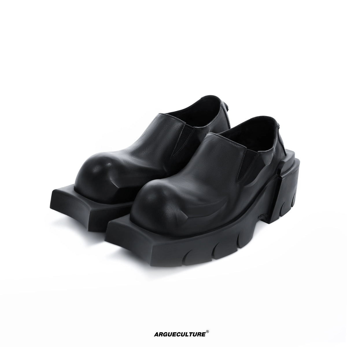 Leather Low-Top Shoes