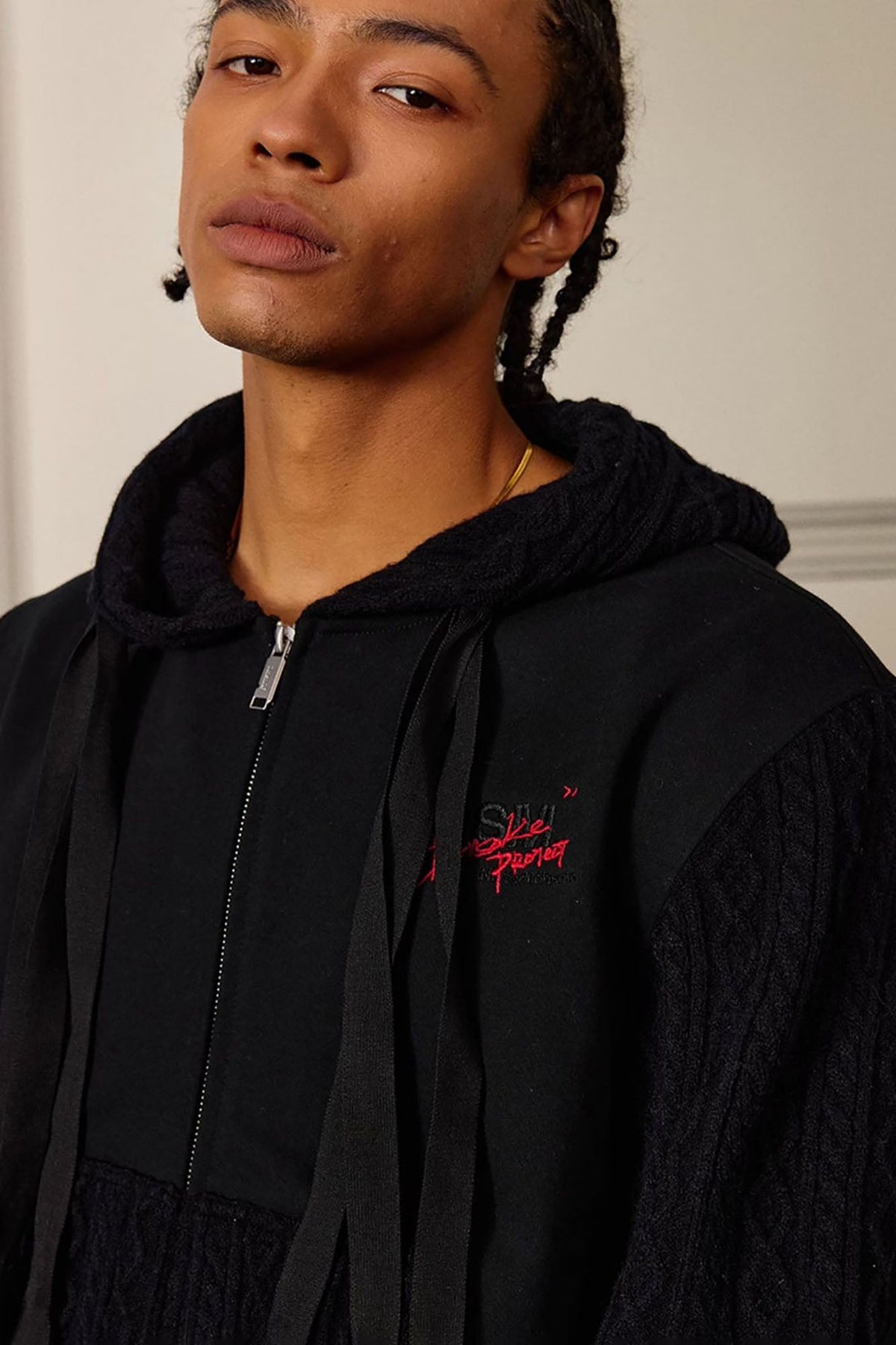 DONSMOKE Spliced Cable-Knit Zip-Up Hoodie