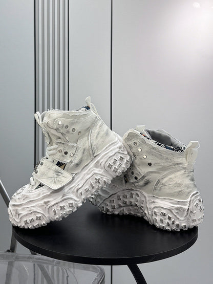 Damage Strap Buckle Platform Sneaker Boots WN24581