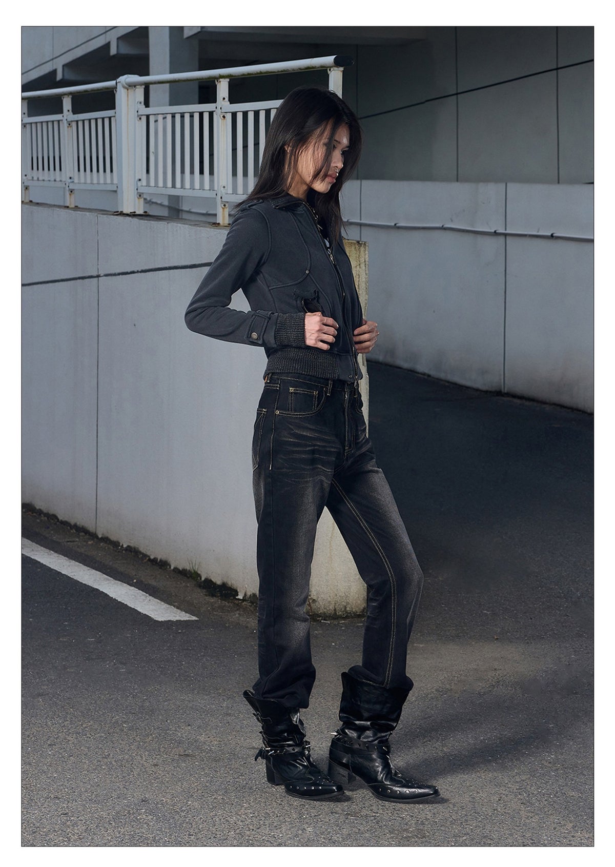 Vintage Y2K Slim Fit Washed Black Skinny Pants