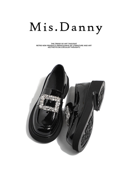 Round-Toe Platform PU Leather Loafers