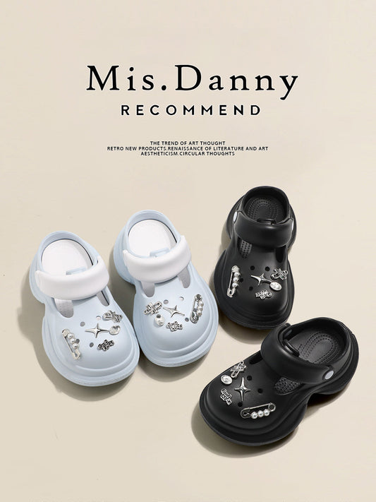 Closed-Toe Hollow Platform Shoes