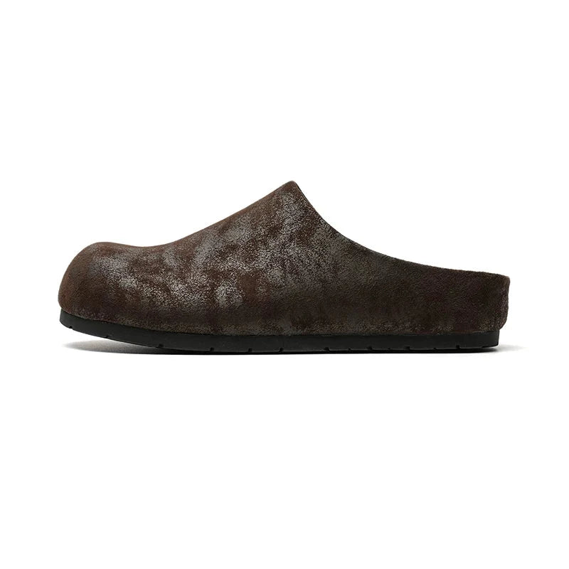 Minimalist Closed‑Toe Lounge Clogs