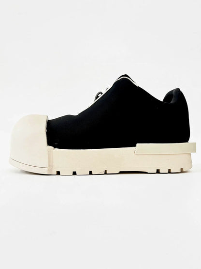 Large Round Toe Chunky Sole Canvas Shoes