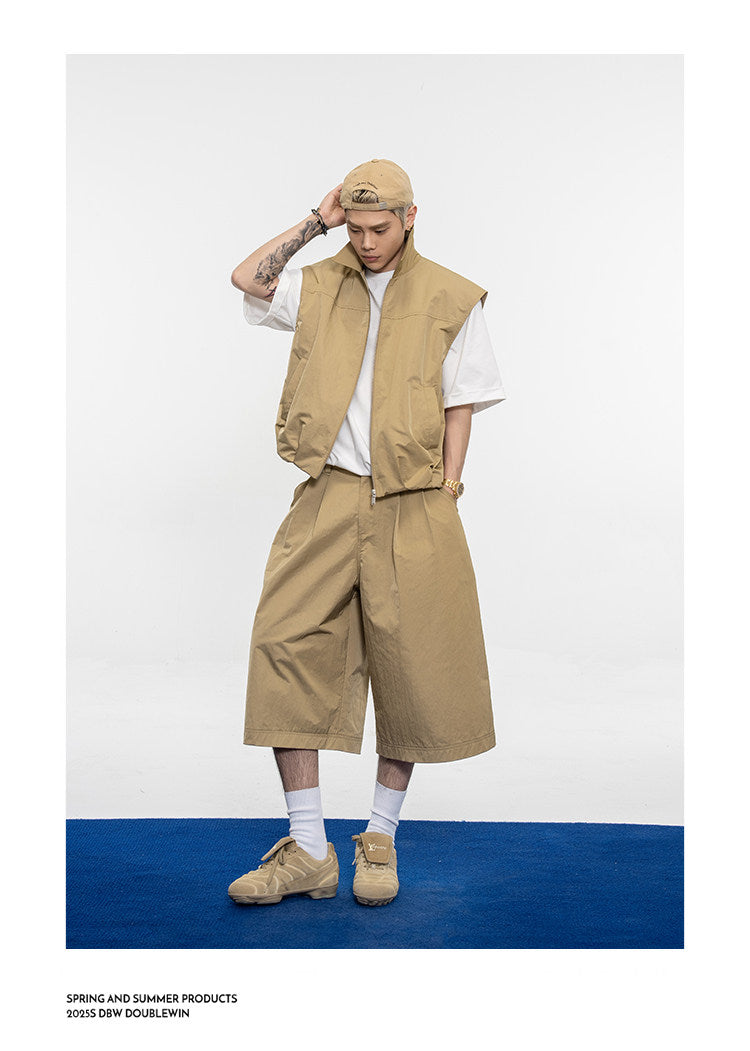 Versatile Wide-Zip Vest